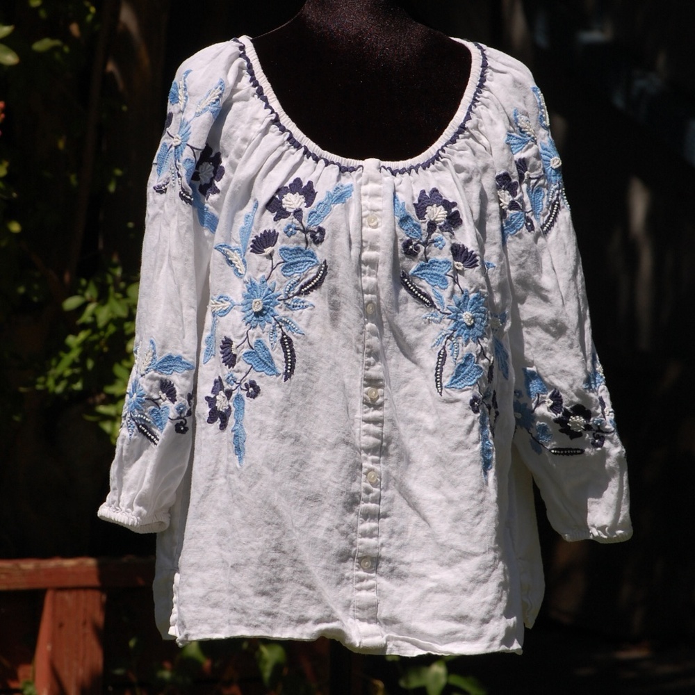 Charter Club White Blue Linen Embroidered Beaded Peasant Top